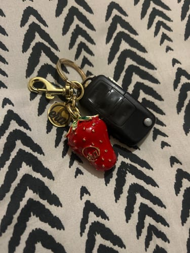 Customer photo review of Era Berry Charm