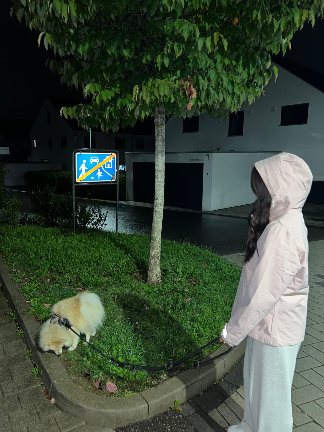 Customer photo review of Ultrleichte Regenjacke für Frauen - Wind & wasserdicht