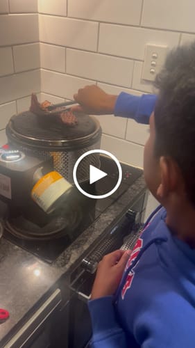 Customer video review of COBB Grill Gas Bundle