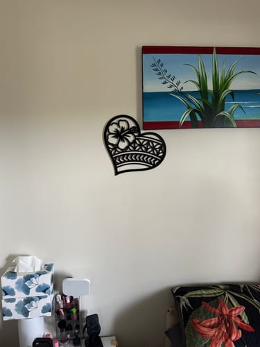 Customer photo review of Polynesian Heart Decor