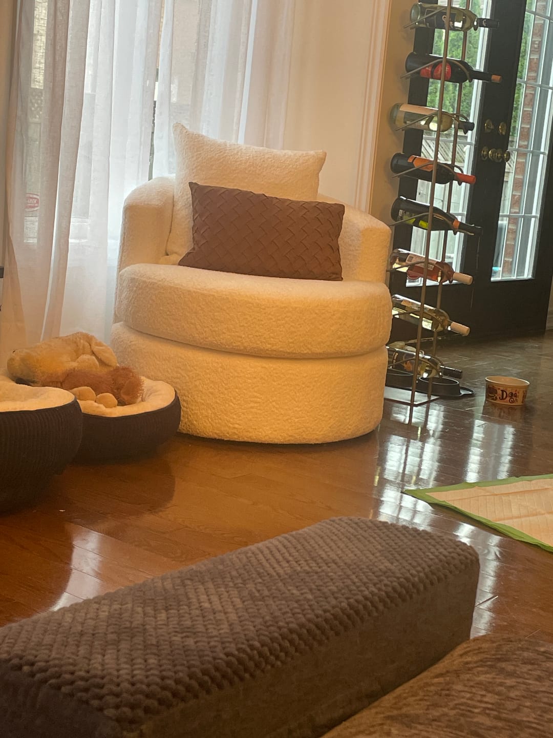 Customer photo review of Arcadia Boucle Radius Chair