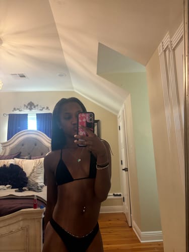 Customer photo review of 001 Triangle Bikini Top - Black