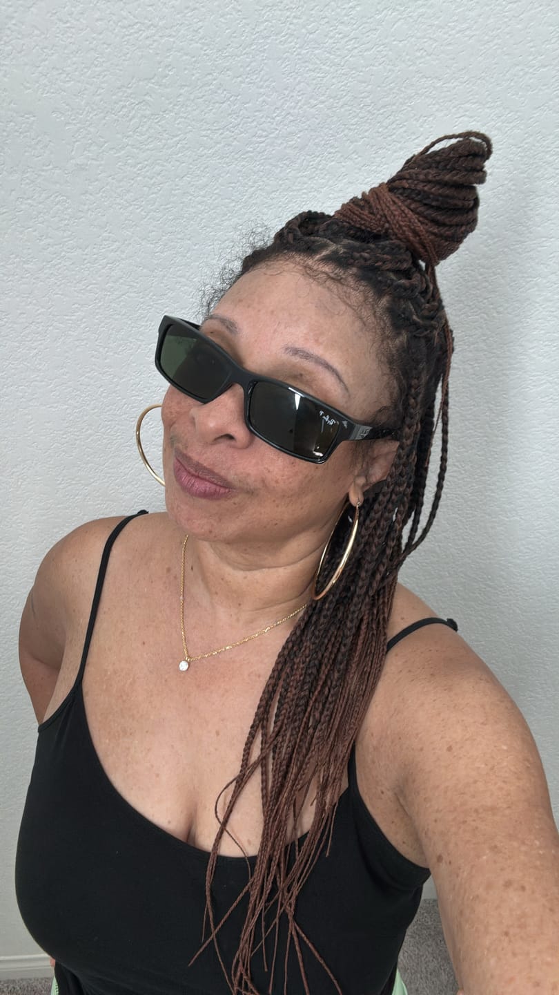 Customer photo review of Swiss HD Full Lace Knotless Box Braided Wig