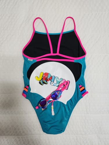 Customer photo review of ZAMBIA ONE PIECE || Atlantic|Pink Sorbet