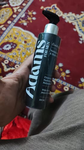 Mohamed A. review of Versatile Face and Beard Wash - 230ml image 1 out of 1