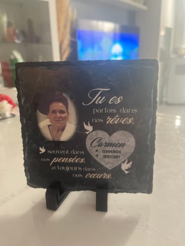 Customer photo review of Dans nos cœurs - Plaque en ardoise personnalisée