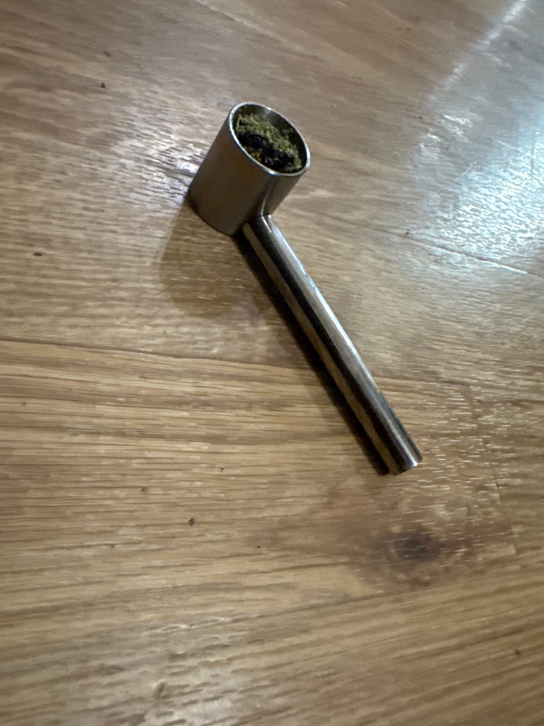 Customer photo review of Smokey Pipe – Titanium Pipe