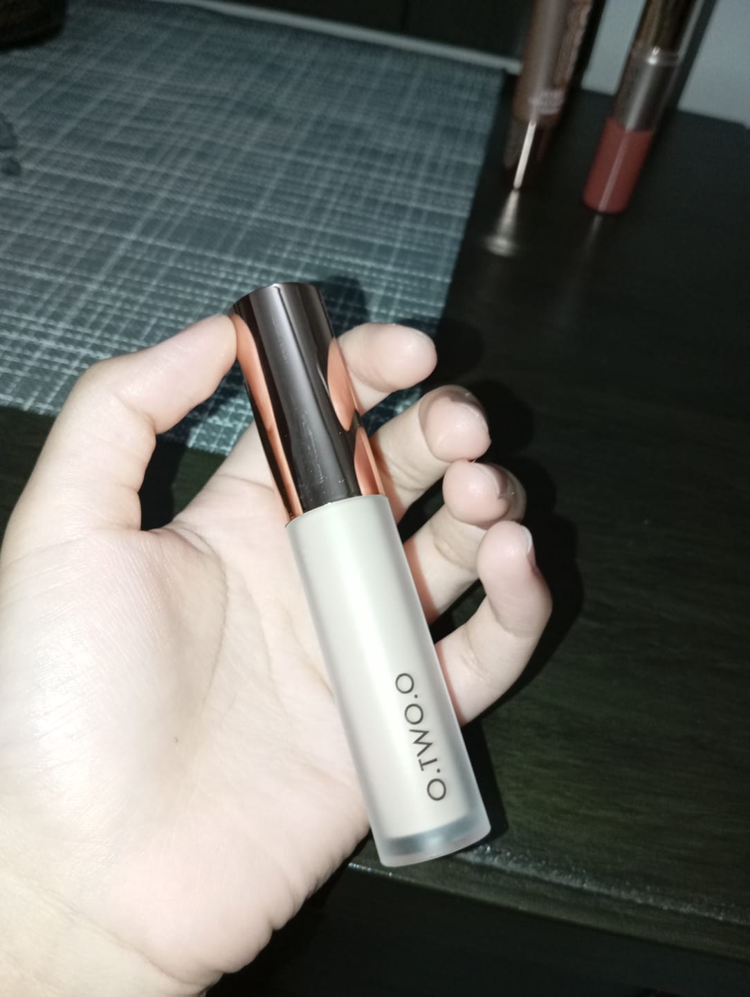 Customer photo review of O.TWO.O HIGH COVERAGE LIQUID CONCEALER