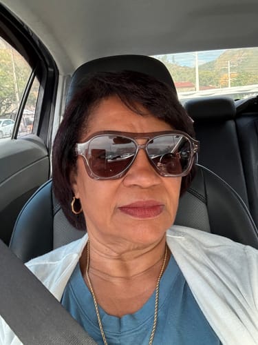 Customer photo review of Óculos Noasca