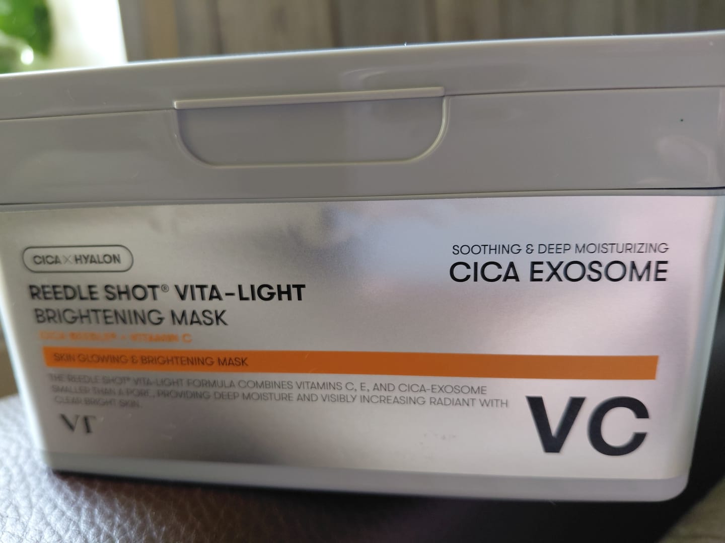 Customer photo review of Balinošo auduma masku komplekts ar mikroadatām VT Cosmetics Reedle Shot Vita-Light Brightening Mask