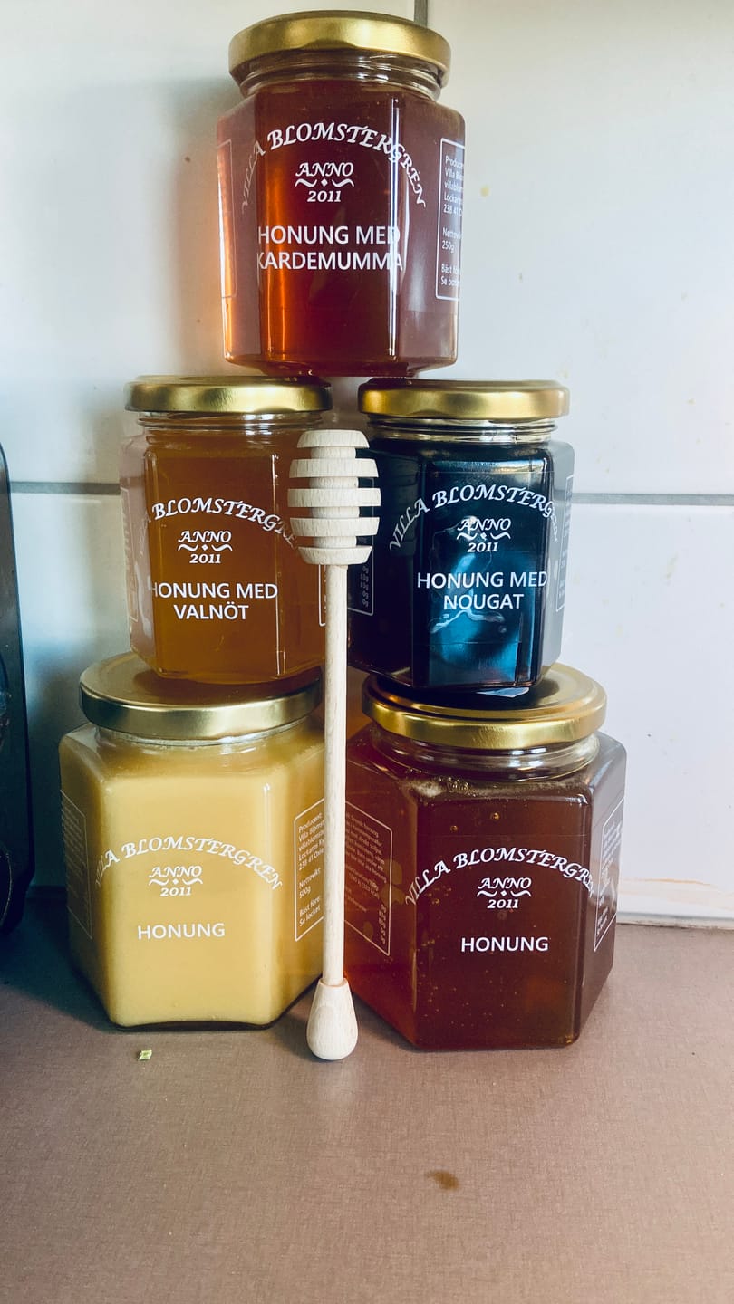 Customer photo review of 2 kg flytande honung + 110g bipollen för 599kr ink. fri frakt!