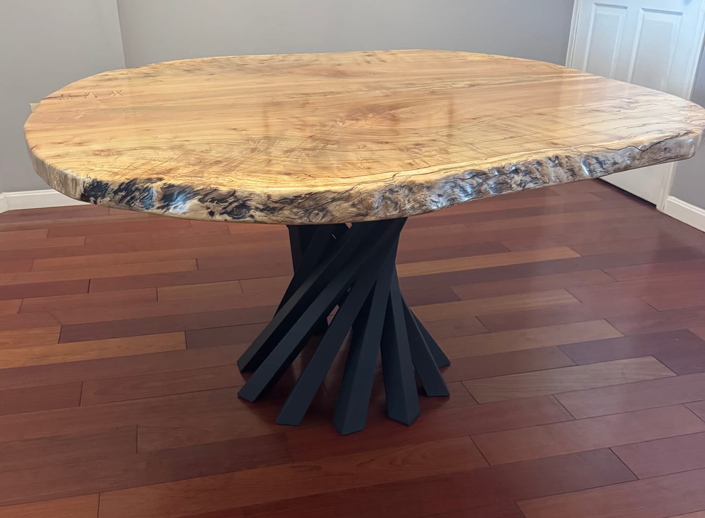 Customer photo review of Table Base 325 Filar 28H DIY Metal Furniture