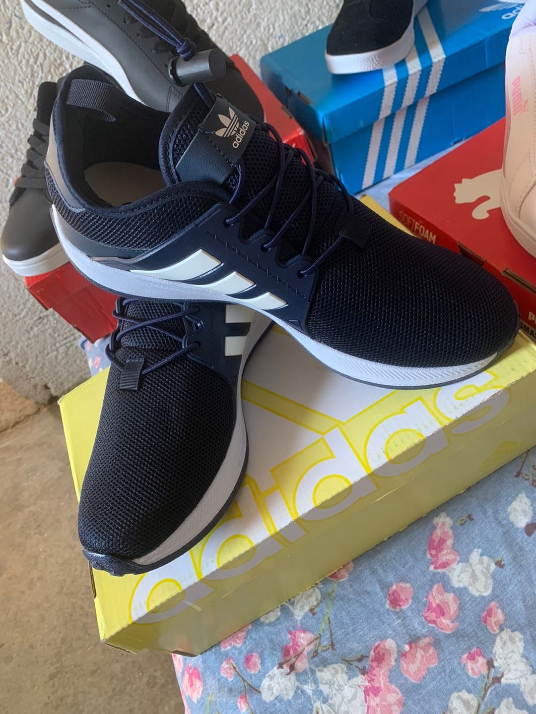 Customer photo review of Tenis 018 Marino Blanco