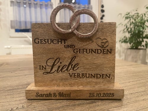 Customer photo review of Standbotschaft "Gesucht und Gefunden" 16cm personalisiert