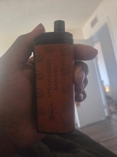 Customer photo review of Fume Hookah 2% Nic  20000 Puffs