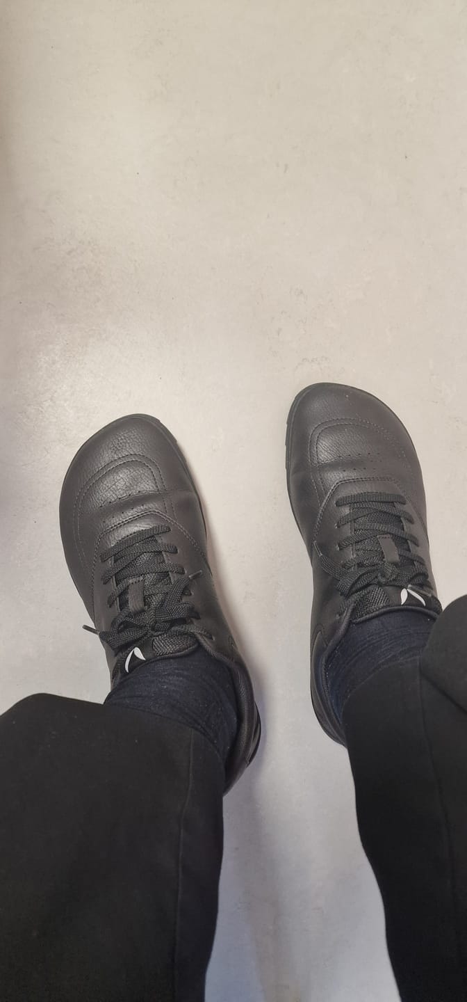 Customer photo review of Vaistoa Katu 2 | Barefoot Sneakers