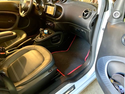 Customer photo review of Fußmatten für Mikrowagen - Kofferraumwanne