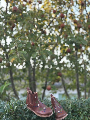 Customer photo review of Blackberries Ankle Boot - Hazelnut