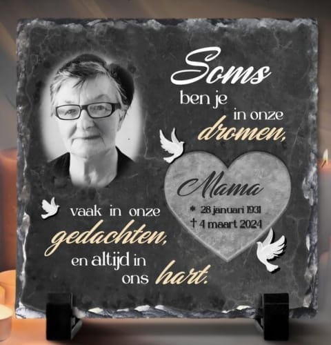 Customer photo review of In ons hart - Gepersonaliseerde leisteen plaat