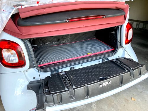 Customer photo review of Fußmatten für Mikrowagen - Kofferraumwanne