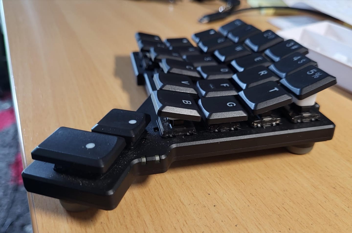 Customer photo review of Keycap Tilting Kit