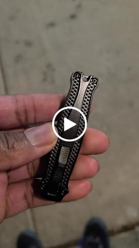 Customer video review of 40% OFF VT Black Widow Mini OTF Knife