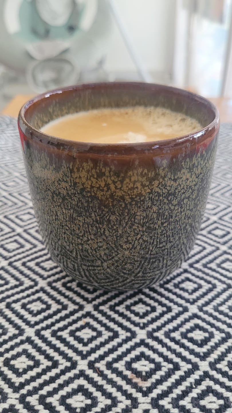 Customer photo review of כוס קפוצ'ינו גדול – חיבוק מסדרת נגה