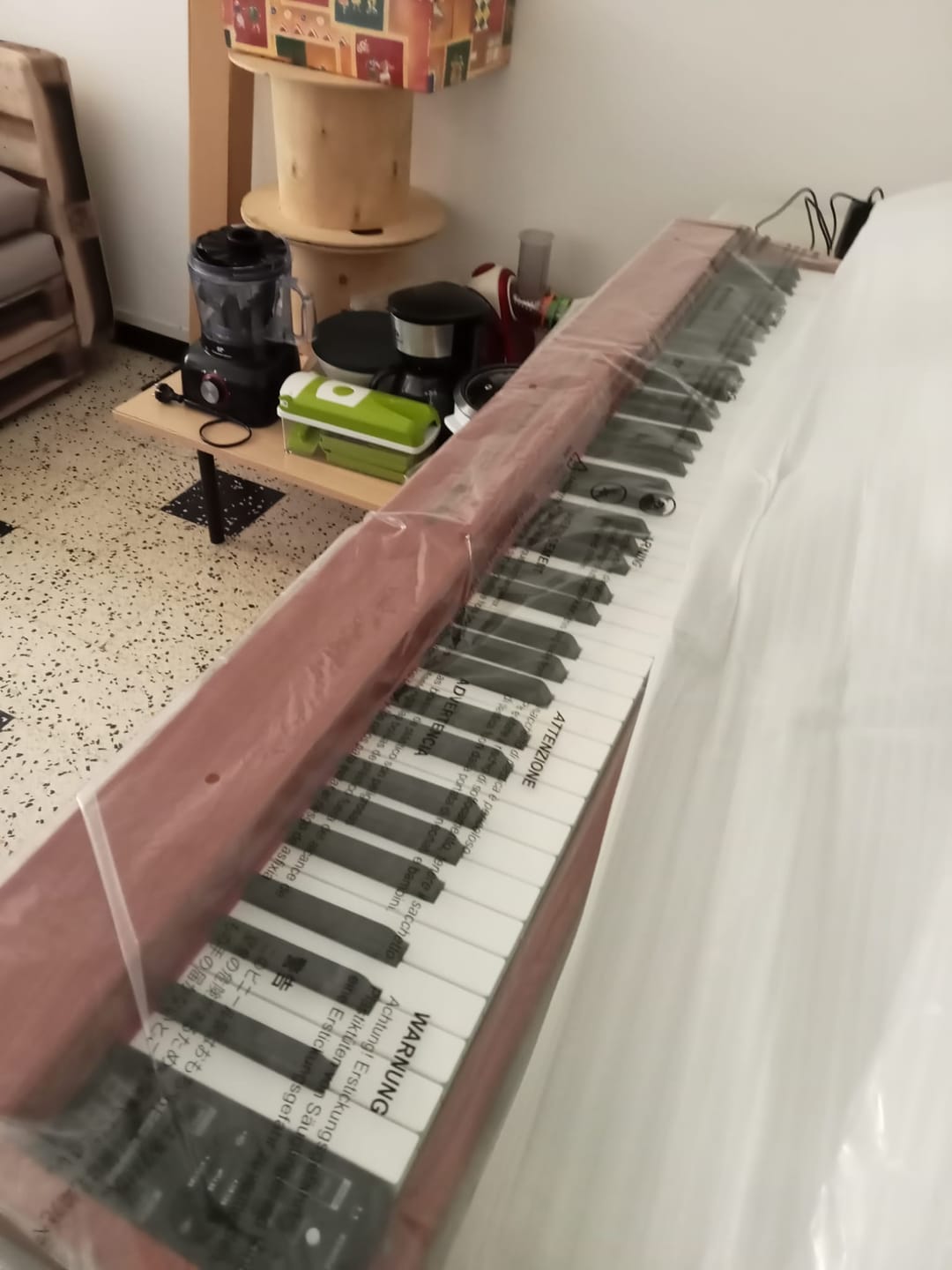 Customer photo review of Donner DEP-1S Semi-Lesté De Style Bois Piano Numérique