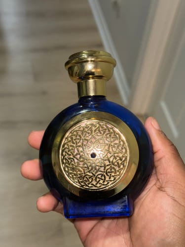 Customer photo review of Boadicea The Victorious Blue Sapphire