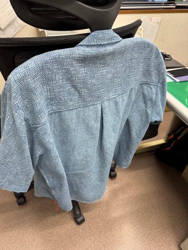 軽部 review of 赤ヒモ付き　ジャカード織りコットン半袖シャツ image 1 out of 1