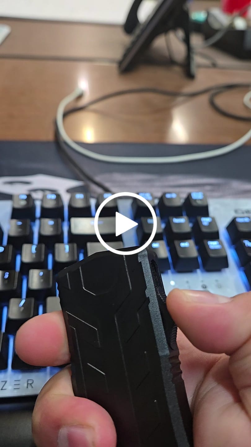 Customer video review of The Full Auto BOOJIE Utility Blade