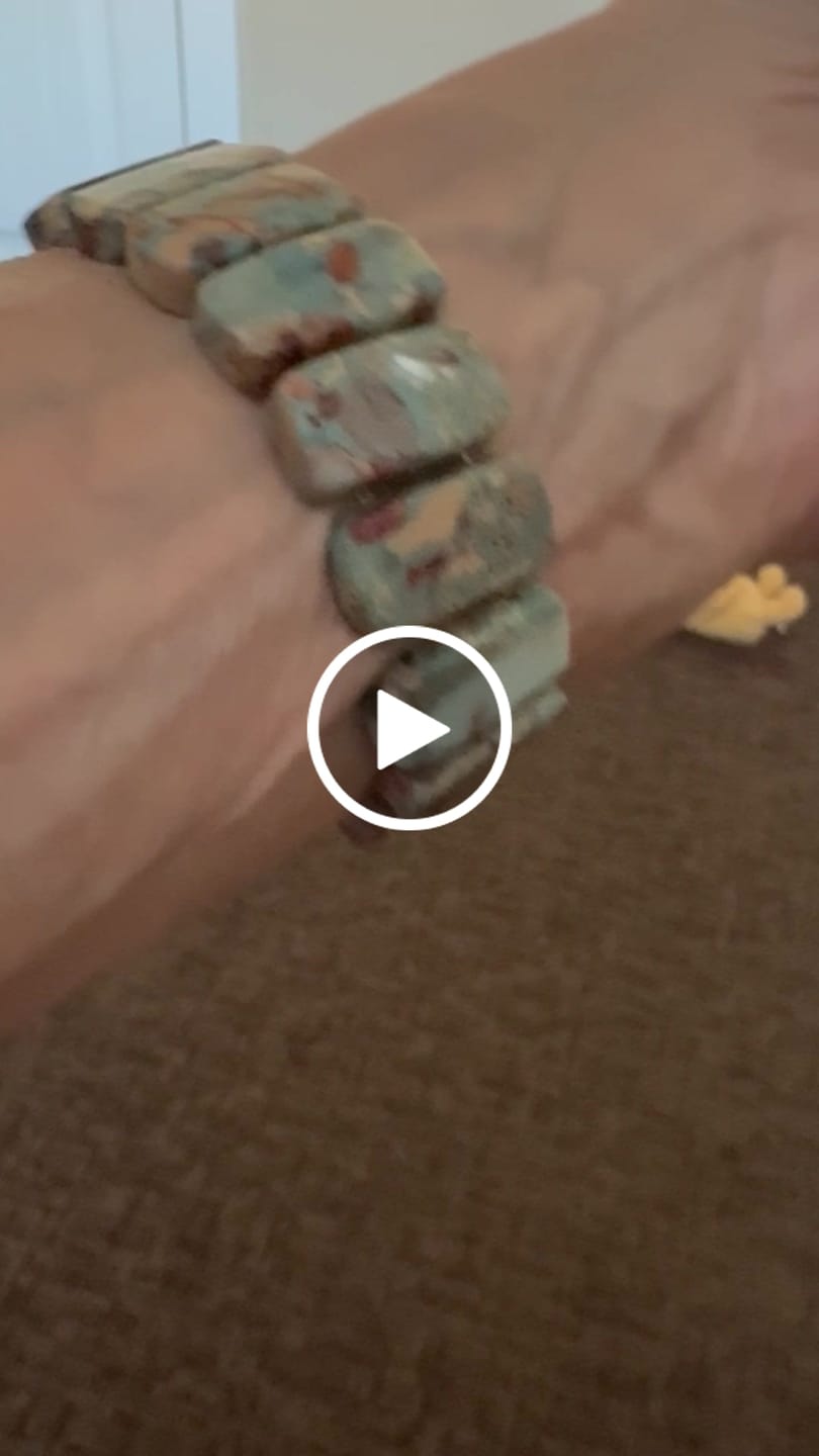 Customer video review of Earth Tibetan Jasper Stretch Apple Watch Strap
