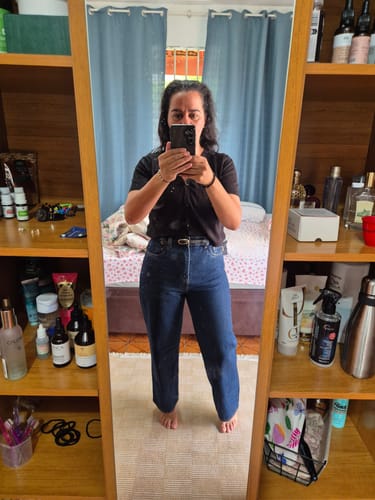 Daniele V. review of Calça Jeans Reta Araçá Azul Escuro image 1 out of 2