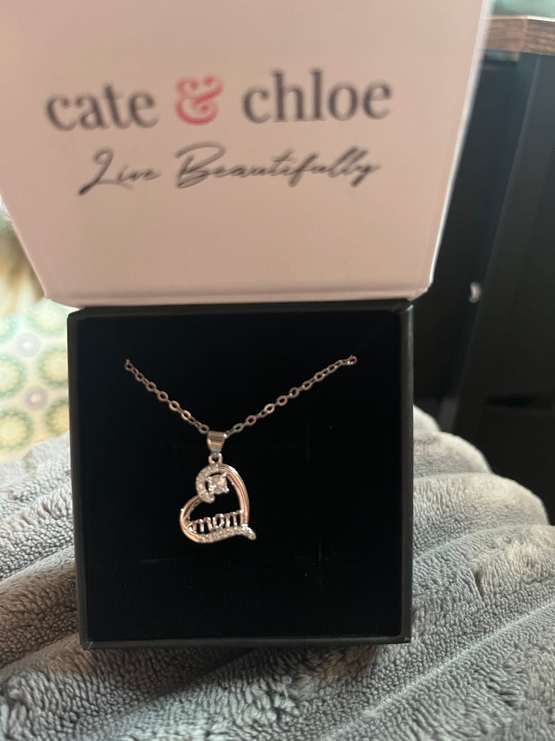 Customer photo review of Thelma 18k White Gold Plated Mom Heart Necklace with Simulated Diamond Crystals