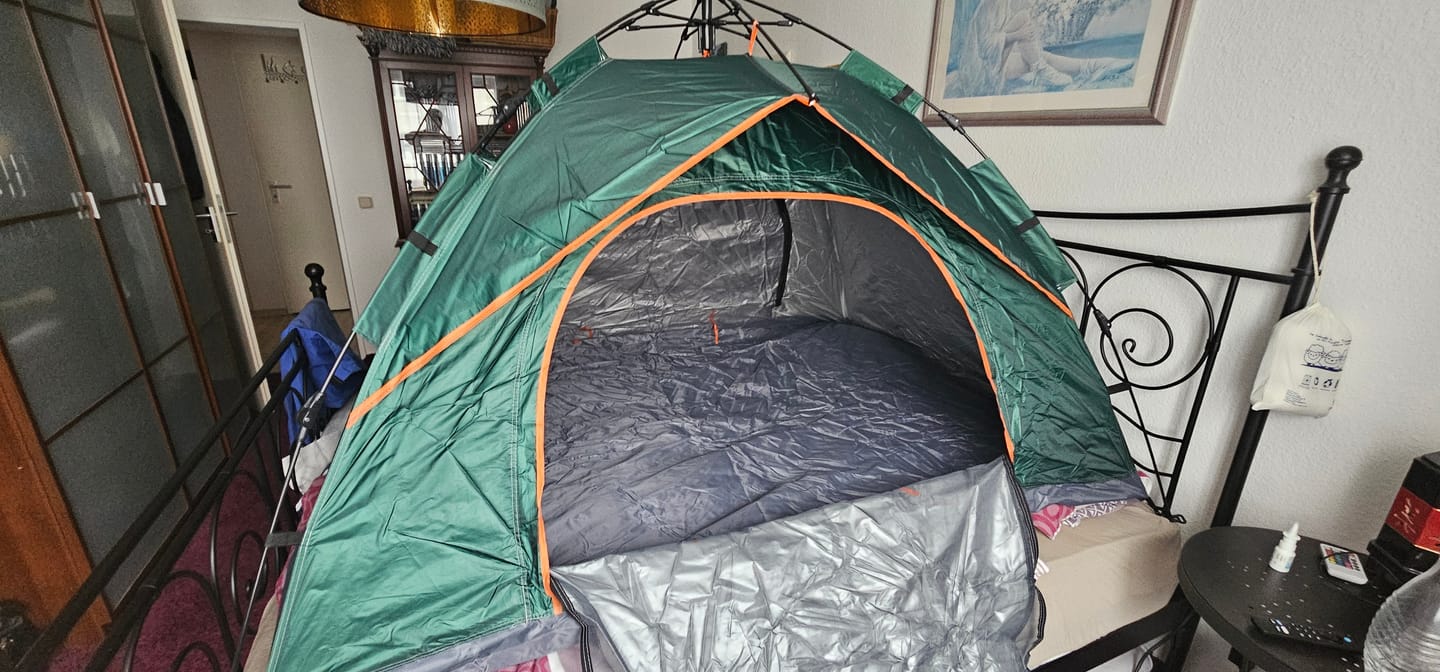 Customer photo review of Naturwide Outdoor Zelt - Automatischer Aufbau in 3 Sekunden
