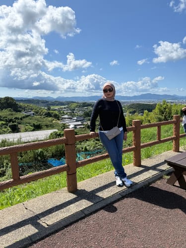 Customer photo review of Ava Rectangular Framed Sunglasses