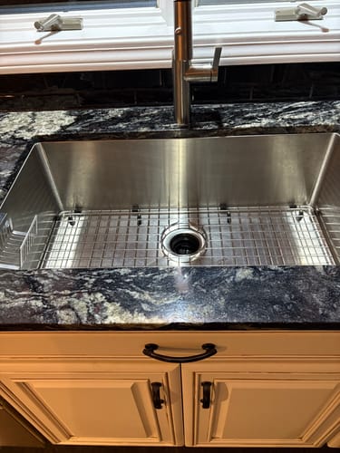 Customer photo review of 31" Stainless Steel Undermount Kitchen Sink - Single Bowl - Center Drain (5S31b-10)