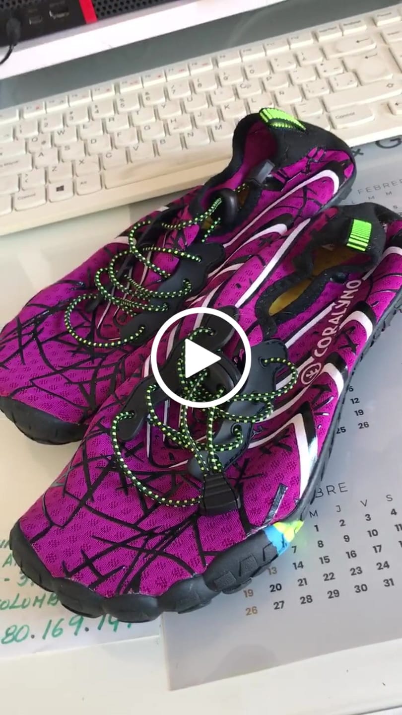 Customer video review of Morado Coralyno™ - Zapatos acuáticos con cordones