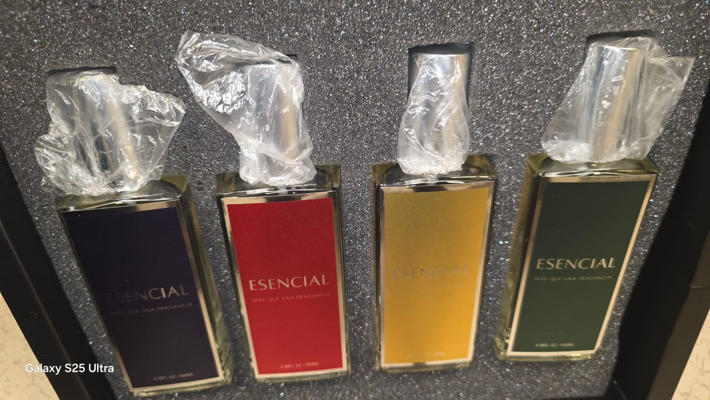 Customer photo review of Set "Le Labo" 4 Perfumes