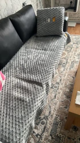 Customer photo review of Housse Protège Canapé Antidérapante en Velours