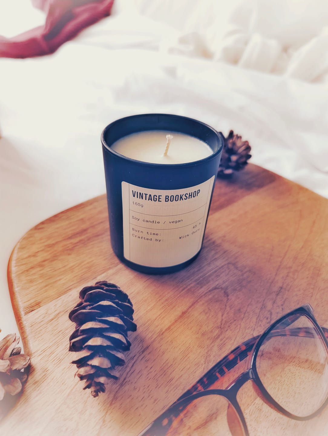 Customer photo review of Vintage Bookshop Candle