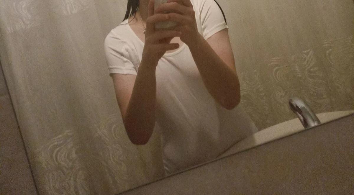Customer photo review of חולצת SLIM FIT נשים