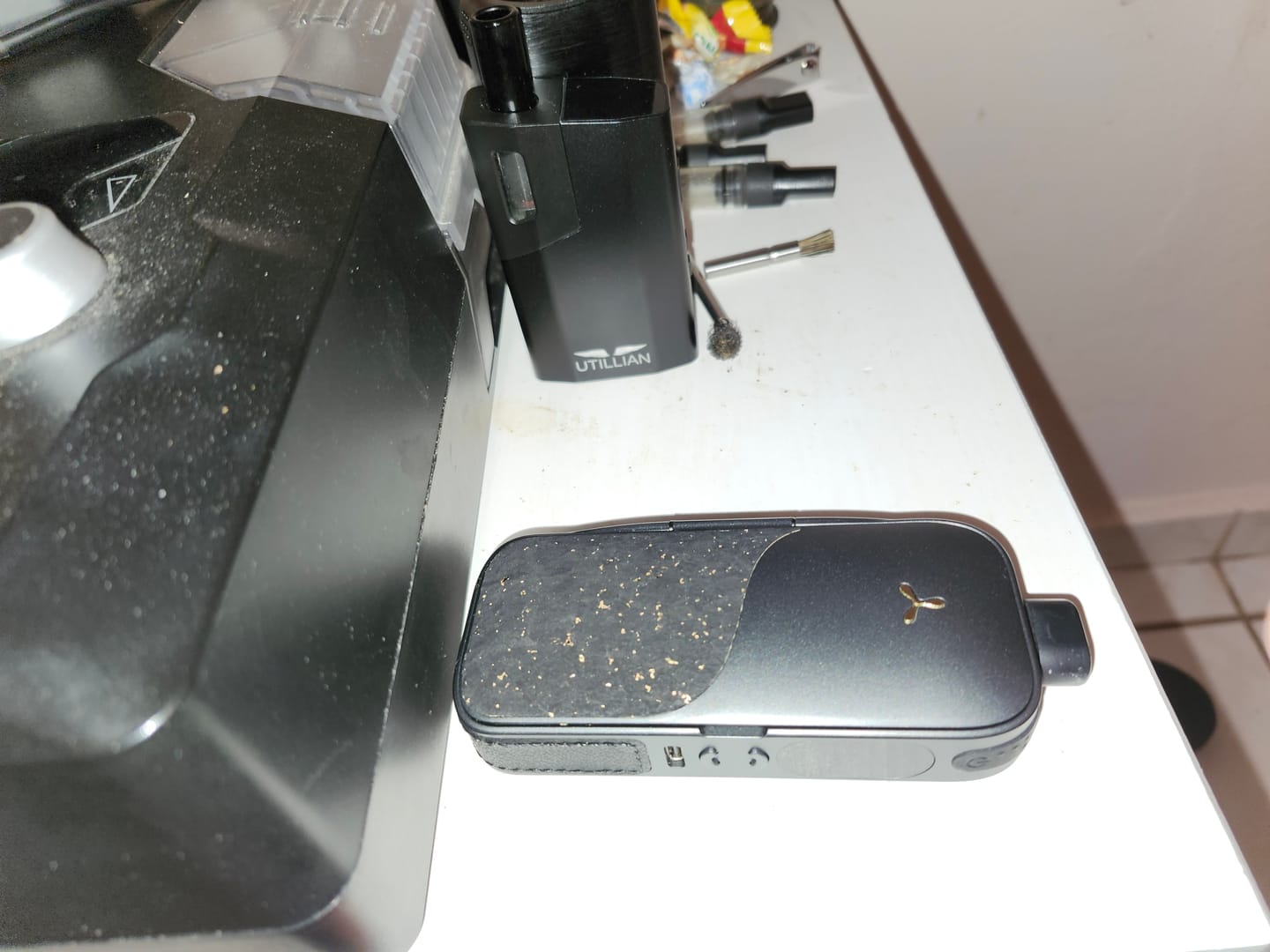 Customer photo review of LEGACY PRO 2 | Herb & Wax Dual Use Vaporizer - Hybrid Heating, Replaceable Battery, Compact Design
