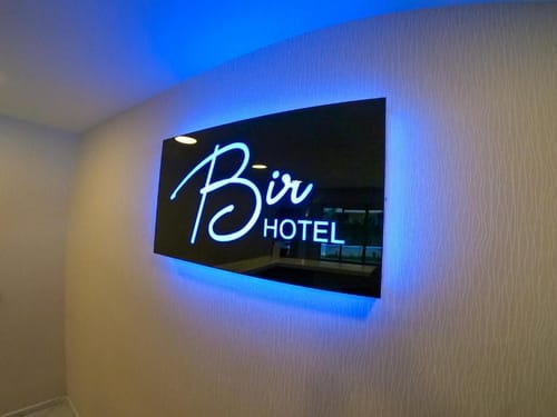 Customer photo review of CUSTOM SIGN FOR Nilly Silver