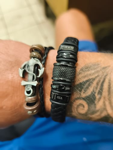 Customer photo review of Bracelet: Black
