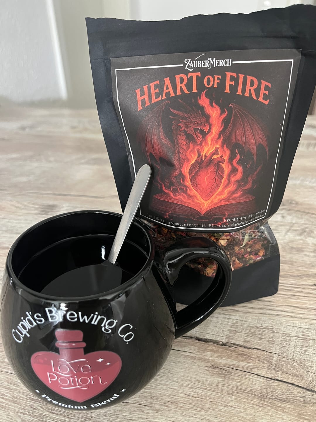 Customer photo review of Heart of Fire – Drachen Tee Pfirsich-Maracuja | Fantasy Tee für Buchliebhaber