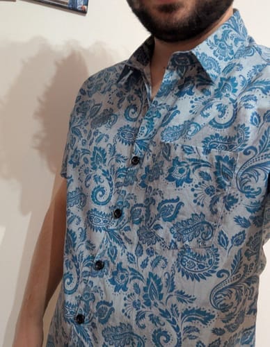 Customer photo review of Chemise décontractée à manches courtes pour homme, motif cachemire et fleurs, bleu