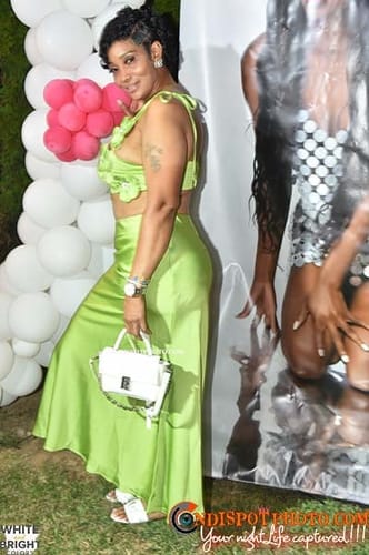 Customer photo review of Aria 3-D Skirt Set - Green
