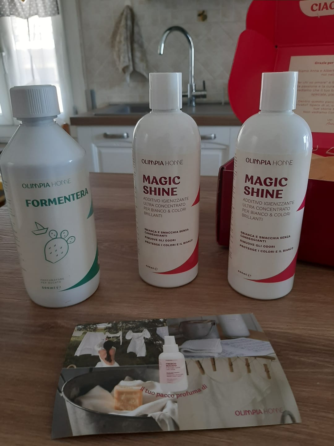 Customer photo review of Magic Shine - Additivo Igienizzante Ultra Concentrato per Bianco & Colori Brillanti Ml.400
