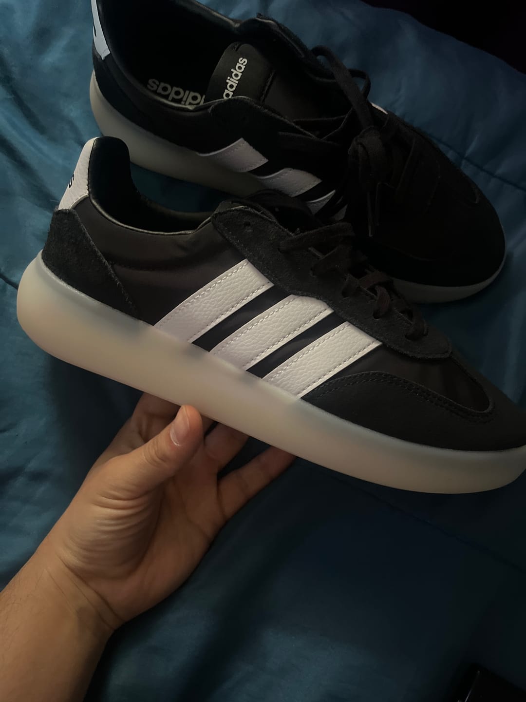 Customer photo review of Zapatilla Adidas Barreda Decode Hombre Negro